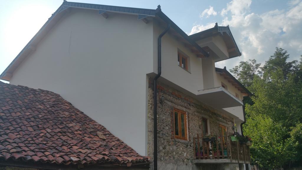 Aste Guesthouse Tropoje Ngoại thất bức ảnh